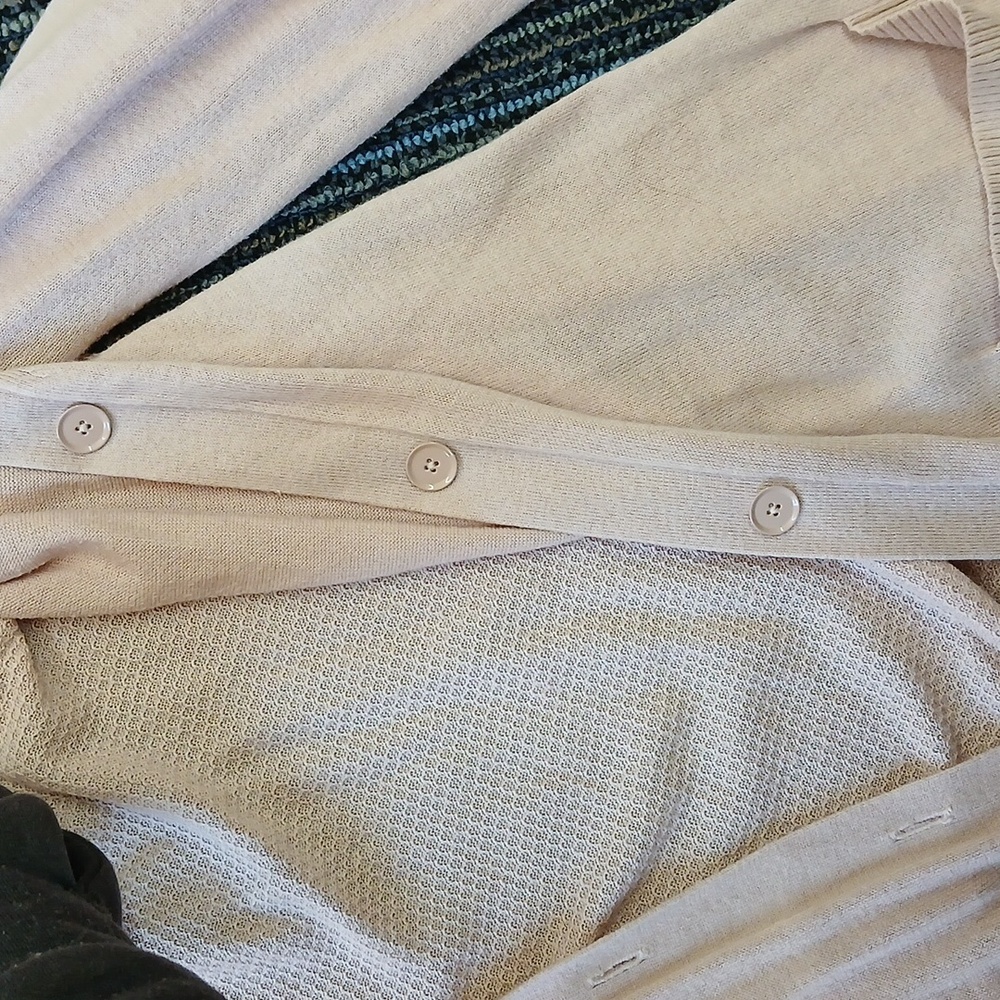 Cabi Lucy Cardigan Sweater Buff Pink Medium - Picture 5 of 6
